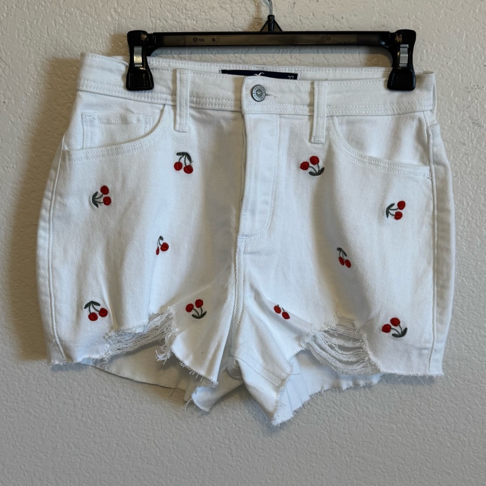Hollister curvy high rise mom short 3” size 5 w27 new
